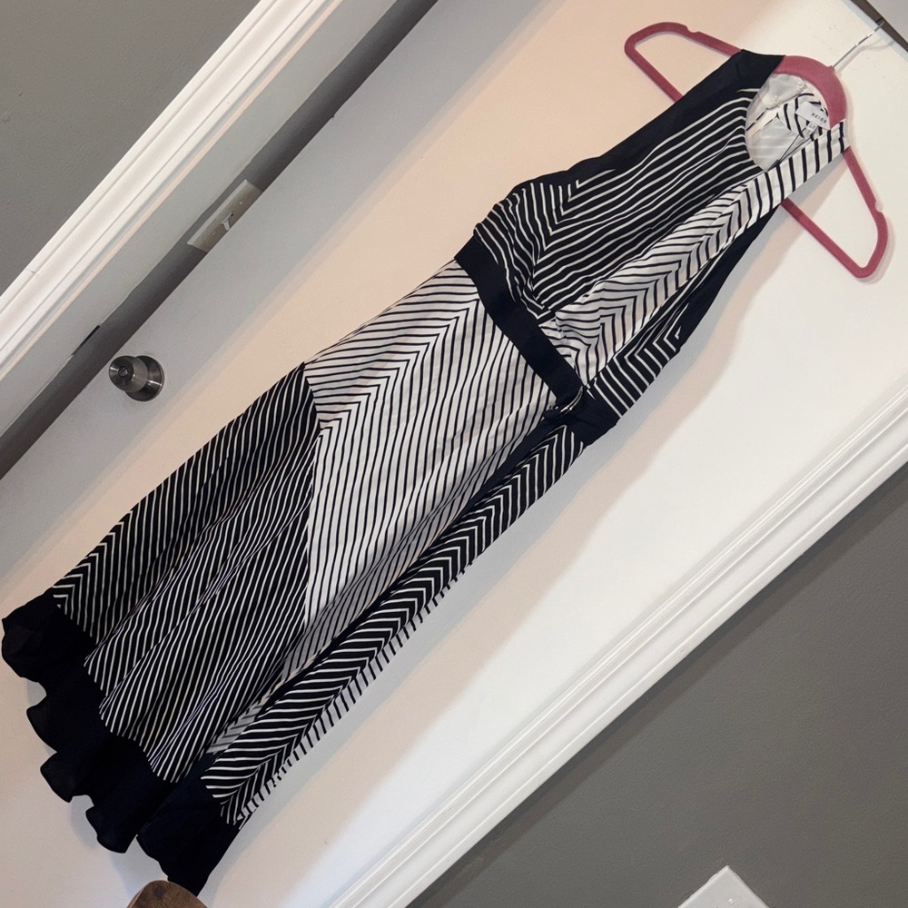 NWT Reiss ILA-Mono Stripe Maxi Dress